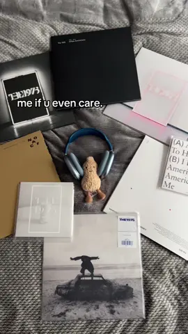 full volume #the1975 #mattyhealy #peanutmatty #vinyl #robbersthe1975  