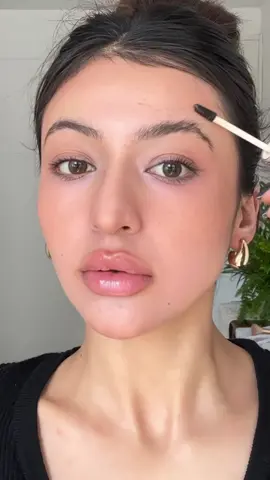 Ready, set, sculpted brows! 🤩 ID:53930946 #brows #browgel #makeup #cleanbrows #browtok #eyebrowpencil #browlamination #eyebrowtutorial #browshaping #SHEGLAM #sheglam #sheglameyeson 