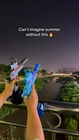 No one can refuse this electric water gun #tiktokshopcreatorpicks #tiktokmademebuyit #loveatfirstsight #electricwatergun #watergun 