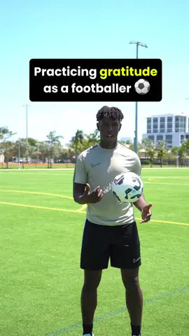 Practicing GRATITUDE as a footballer ⚽️✅ #fyp #Soccer #football #tutorial #skill 