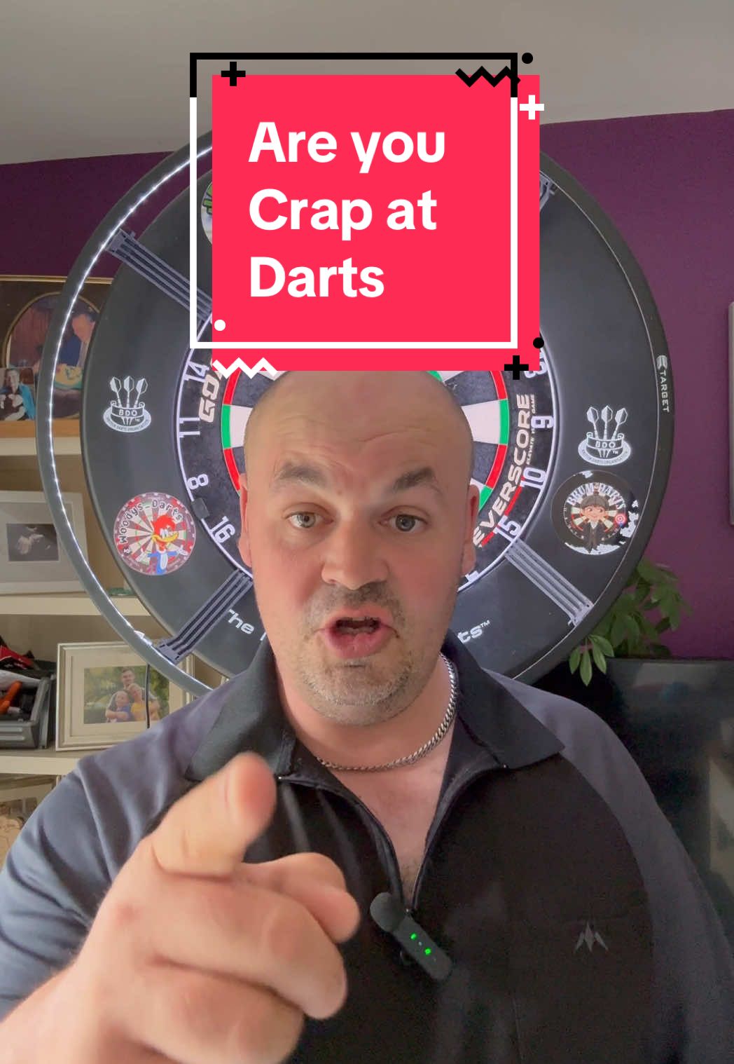 Let’s start from scratch on how to throw darts right from foot position all the way up to how to release the dart I really hope this video can help some people just getting into the sport #darts #getup #darts4fun #dartscommunity #dartsfamily #targetdarts #dartscontent #contentcreator #dartsaddict #odindars #darts🎯 #dartschallenge 