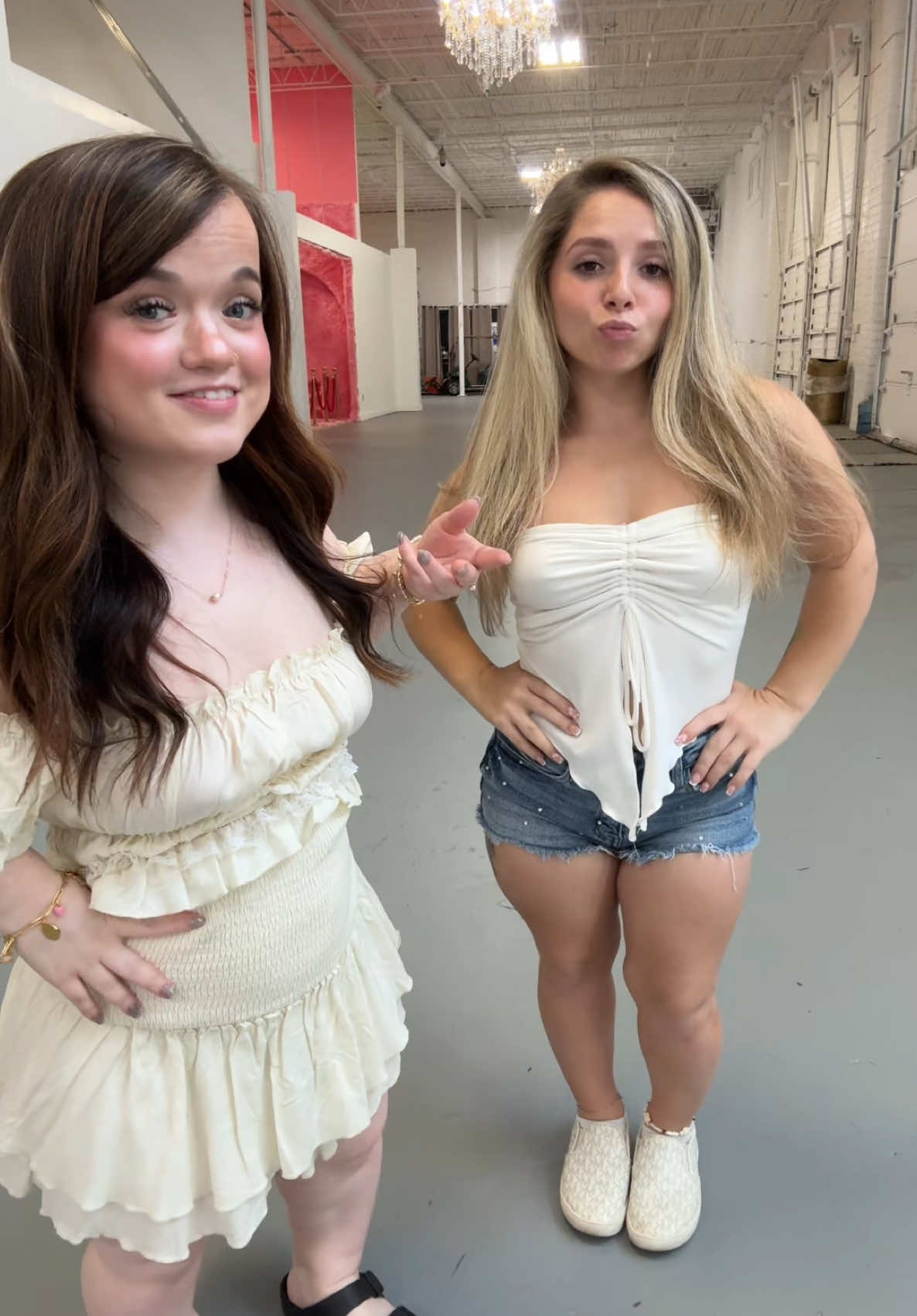 🫶 @Cassandra Davis  #viral #littlepeople #photoshoot #foryoupage #georgia #besties #trending #lipsyncing 