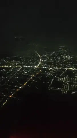 Angkasa Kota Semarang pd waktu malam dilihat dari pesawat persiapan landing di Bandara Ahmad Yani 