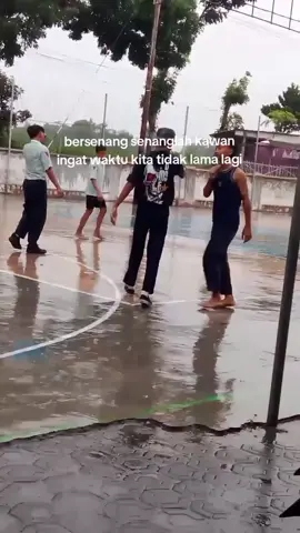 semoga sukses ya kalian semua 🤲#bismillahfyp #kelas9 #sebentarlagilulus #kediri24jam 