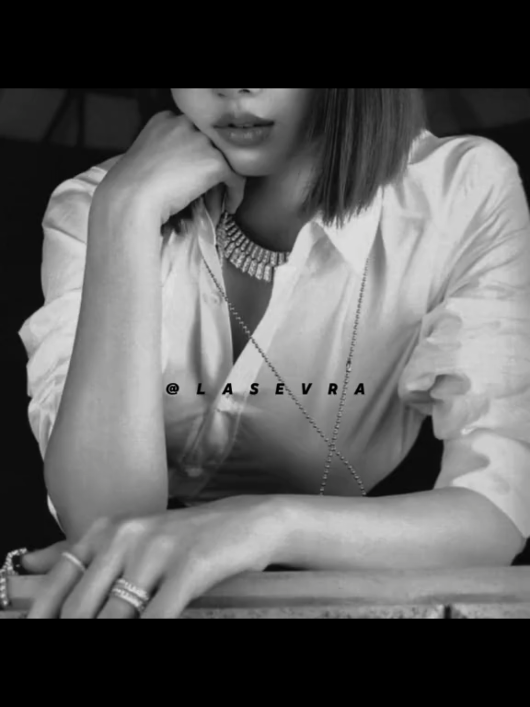 pek sevemedim. //kesfetmi?// .  .  .  .  .  .  .  .  .  .  .  .  .  #fyp #fypシ゚ #keşfet  #çeviri #lrycs #viralvideos  #global #keşfetbeniöneçıkar #lisaedit #lasevra  #yağızaaşığımdiyincekeşfetoluyomuş  #yagizaasigimdeyincekesfetoluyomus 