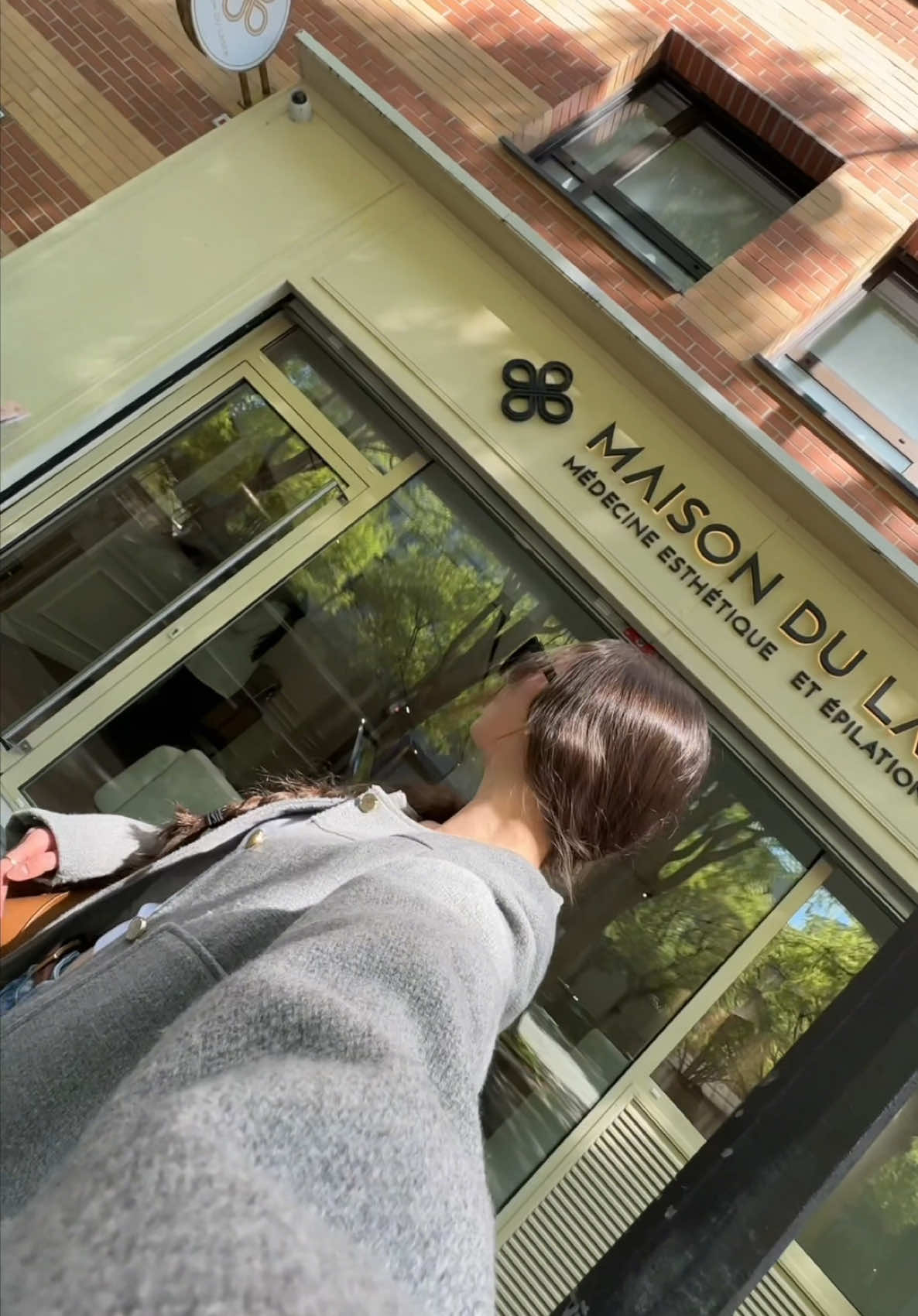 Je vous emmene avec moi à une séance d’épilation au laser chez @Maison du Laser pour enfin me débarasser de mes poils de turc 😮‍💨 Prestation offerte* #Laser #HairTok #SelfCare #GlowUp 