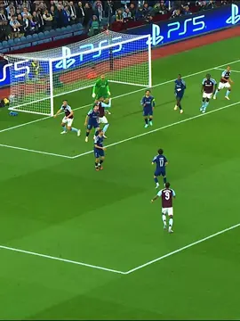 Donnarumma vs Aston Villa#shorts #realm #viral_video #foryoupagee #trendingvideo #videoviral #fyp #foryouu #viralvideos #vira #short