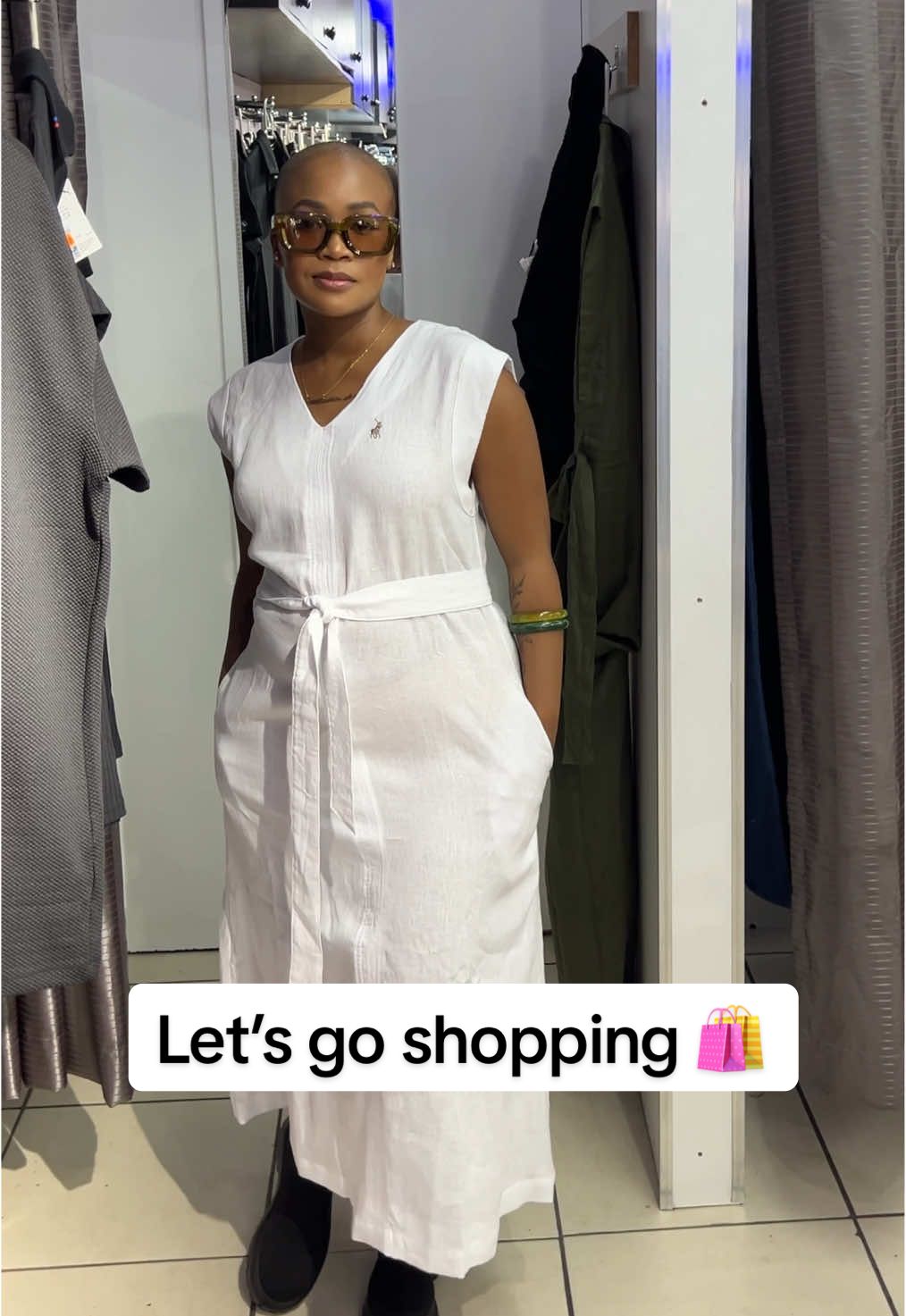 Let’s go shopping @Smartwear Factory Outlet 🛍️😊.  Address: 160 Main Reef Road Corner Hanover street, Crown Mines, Johannesburg South, 2091 #shopping #instorefitting #quviethecreator #quviethefoodie #factoryoutlet #smartwearfactoryoutlet 