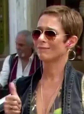 E aí Sueli tá na área? Só o Armani 😂 #fernandatorres #fyp #foryou #viral #meme #humor