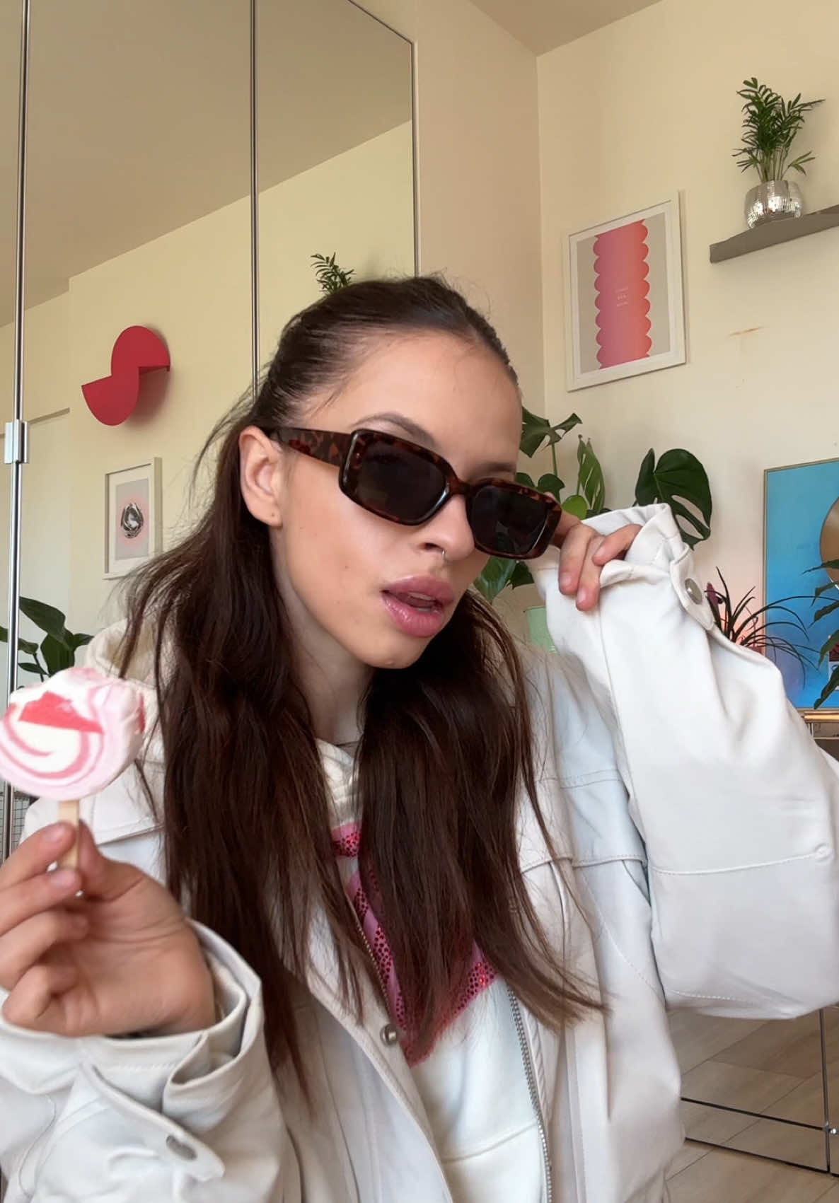 #reklama CHOOSE YOUR VIBE- jesteś #TeamRingRing czy #TeamBlingBling? Zagłosuj na stronie genziara.com i weź udział w konkursie! 🎀✨🩷 Regulamin konkursu znajduje się na stronie ✨