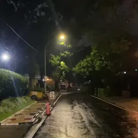 THIS MASHUP HIT DIFF #wecantbefriends #twilightzone #arianagrande 