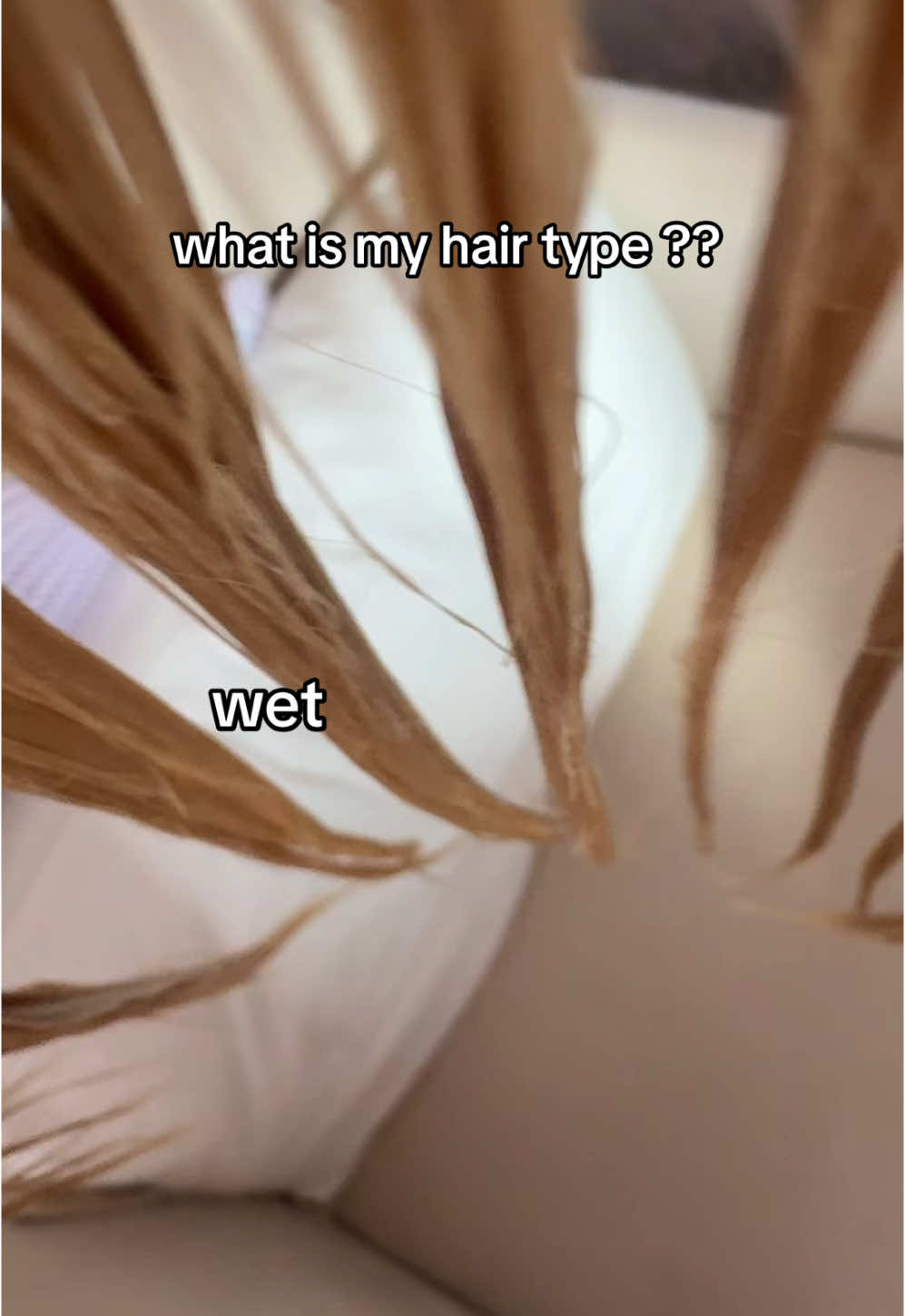 i need help i don’t know my hair type obviously it’s straight 🤍 #foryoupage #foryou #blowup #viral 