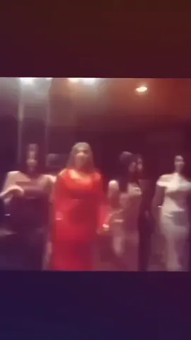 وانت عني بعيد💔😂#طششونيي🔫🥺😹💞التخمط #شعب_الصيني_ماله_حل😂😂 #صعدو_الفيديو #dancechallenge #لحن🎶 