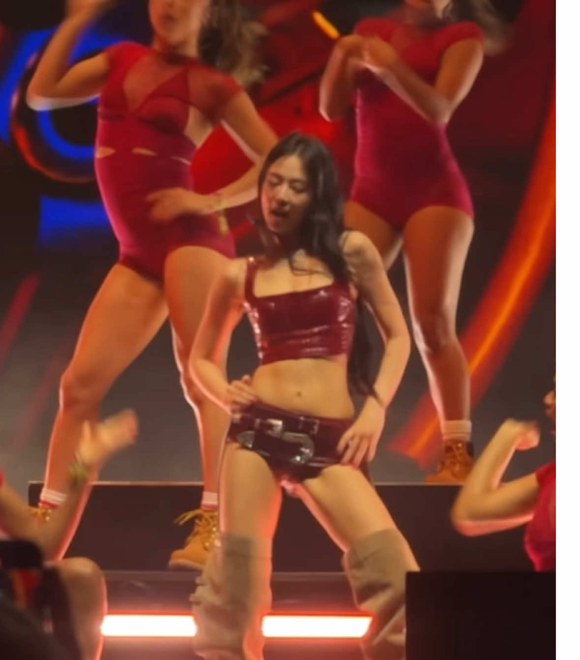 Mantra Coachella remix #JENCHELLA #JENCHELLA2025 #JENNIE #제니 #jennierubyjane #jenniekim #jennieblackpink #fyp 