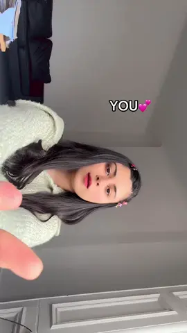 #SHE IS LOOKINH AT YOU#nepleaseinuk🇬🇧 #sunderlanduniversity #lawstudentinUOS #DOUBLETAP