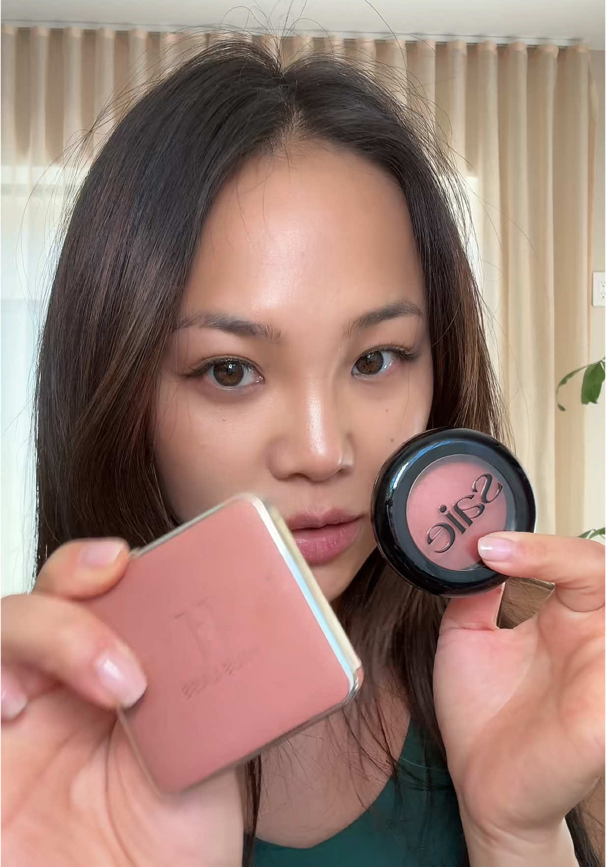 A warm terracotta is a must have for medium skin toned Asian girlies. It gives you a natural sun kissed look. The new Saie Beauty Ciao Baked blush is a great dupe for the Haus Labs Fire Moon. I like baked for beginnner makeup girlies blends like a dream 