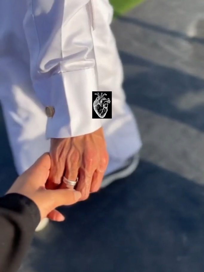أختصـرت عمـري فيـك ومعـك🫂♥️💍. #اكسبلور #تيك_توك #مشاهير #قرآن #اناشيد_اسلاميه #الحب_الحلال  #الحجاب_الشرعي #الحجاب_جمال_المرأة  #🤍🤍🤍 