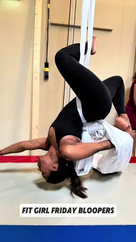 Bloopers in the air: Aerial silk shenanigans 🤪. #AerialSilk #Bloopers #AerialFails #FunnyMoments #FitnessFun #Oops #DanceFails #AerialArt #Hilarious #Aerialists #Grappig #SillyMoments #FitnessJourney #JustForLaughs #FYP