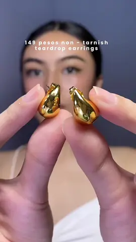 SO AFFORDABLE AHHHH ~ ~ Earings from @asterism.ph  🏷️: #asterism #asterismph #asterismearrings #earings #chunkyearings #teardropearings #teardrop #chunky #wonyoungism #wonibeauti #definds 