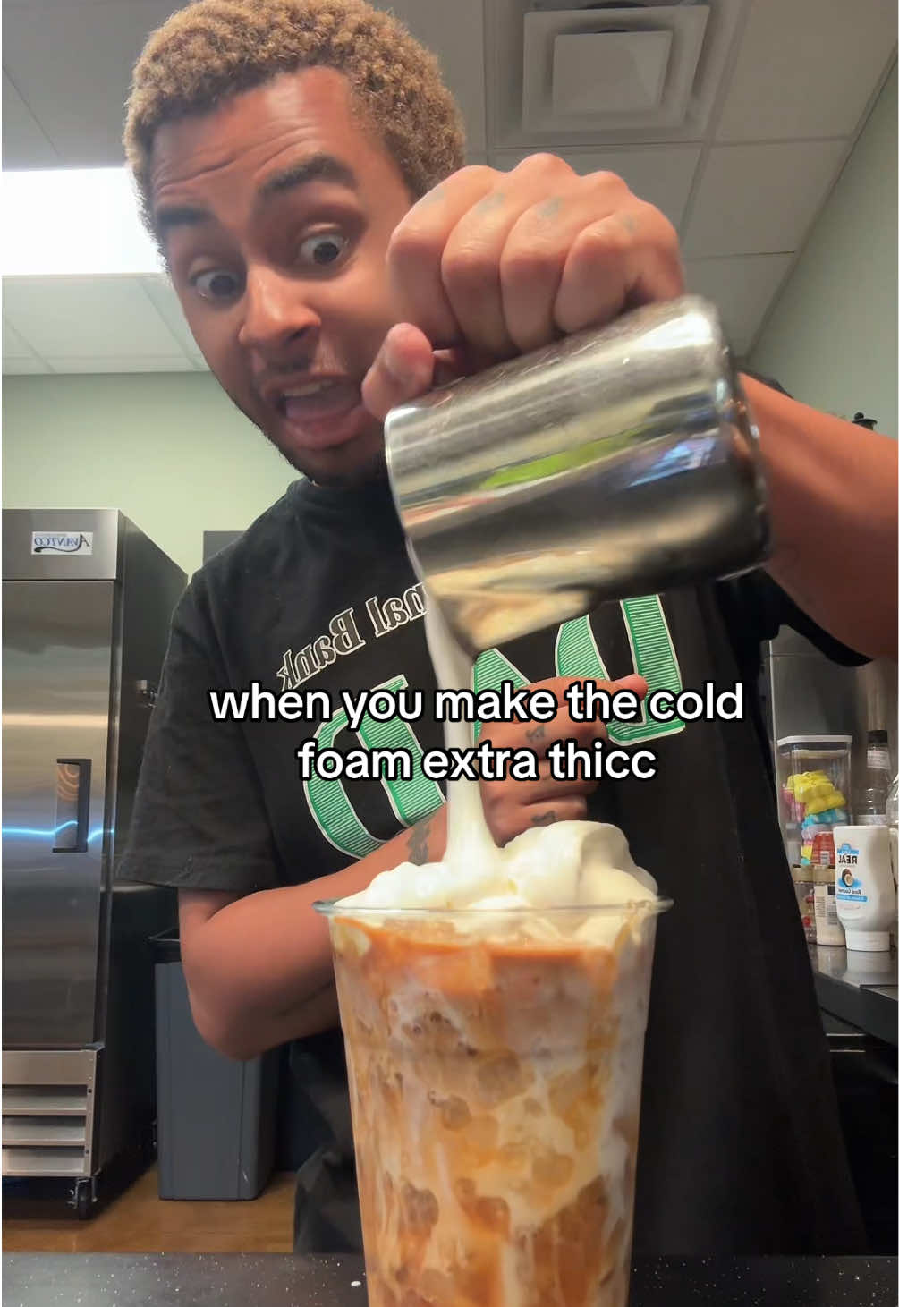 AHAAAAAA SHE THICC THICC