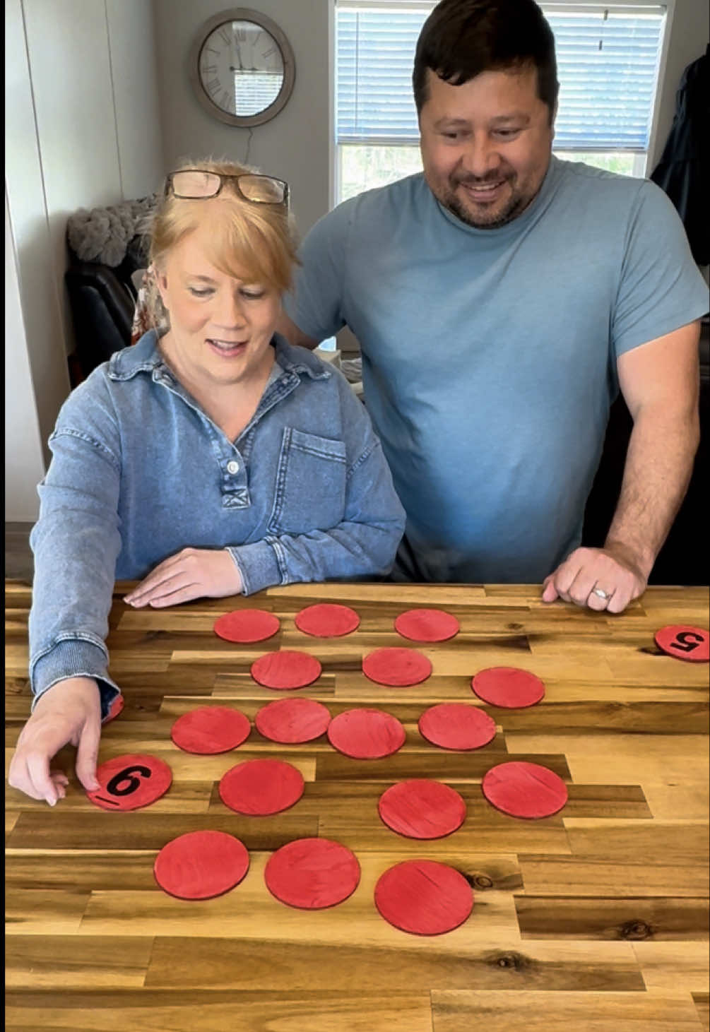 Memory number matching! Mother in law vs Son in law 👀 #numbermatch #memorysnap #familygames 