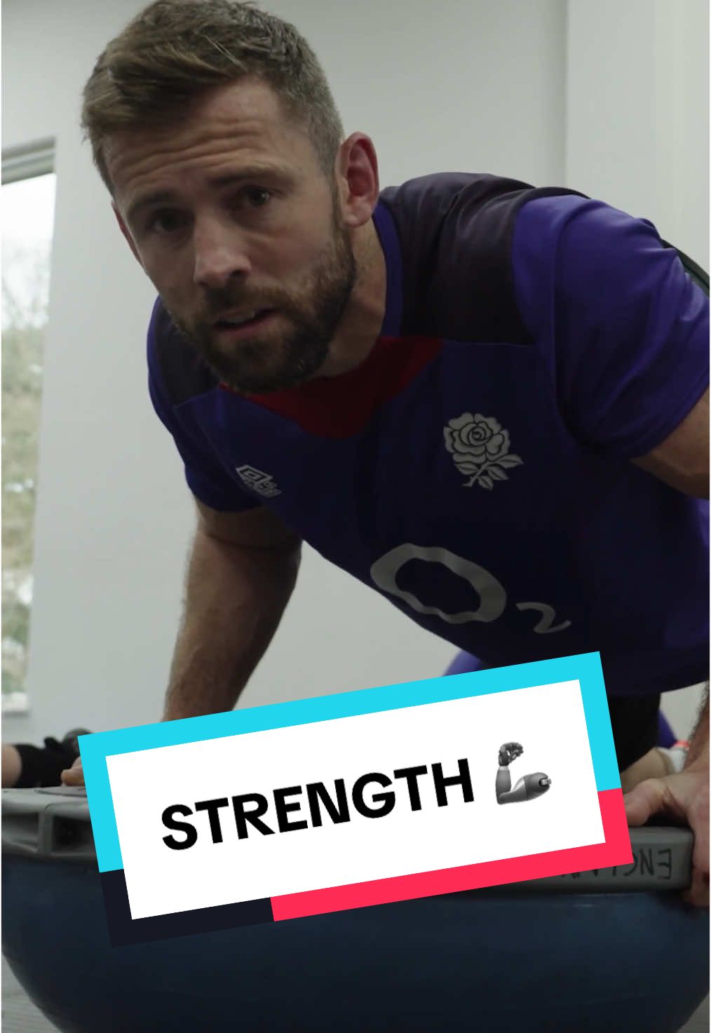 Careful, Marcus! 😂 @O2 | #WearTheRose