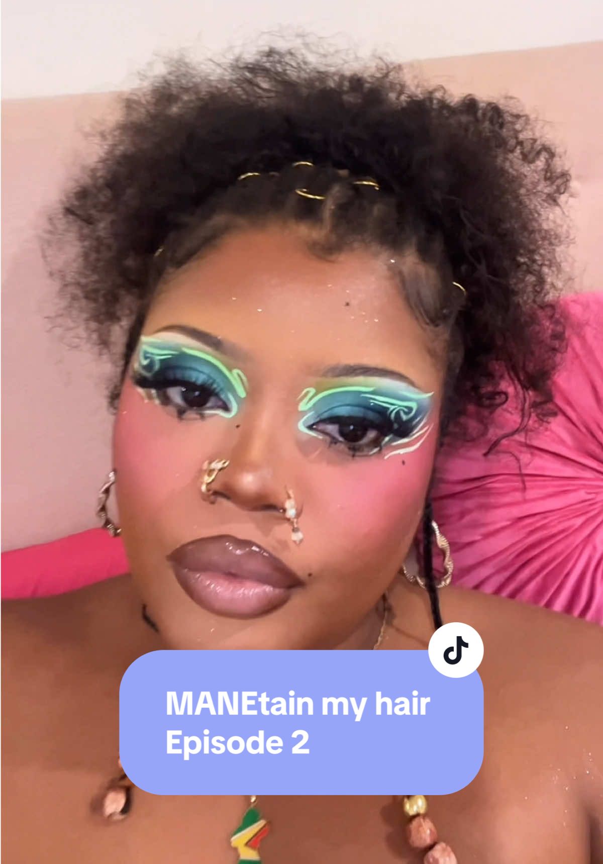 We got this girl! I still can’t braid but we’re learning! 😭🫶🏾 #coachellahairstyle #hairinspo #coachellahairinspo #naturalhairtutorial #blackgirlhairstyle 