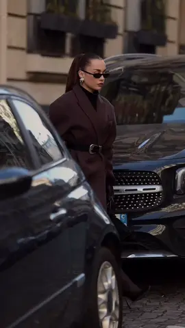 #mulherelegante #outfits #fashion #modafeminina #fashionstyles #outfitinspo #estiloelegante 