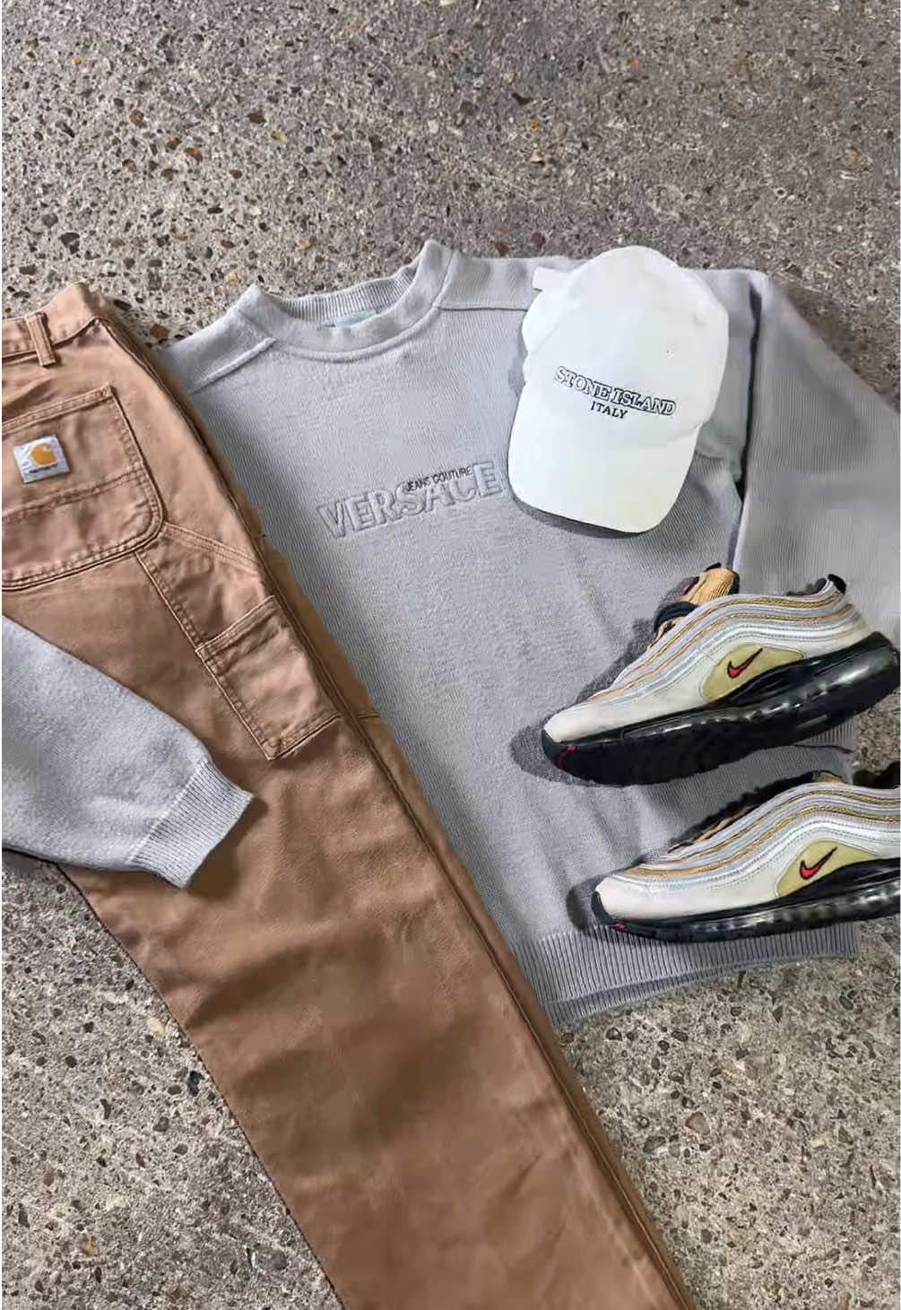 Carhartt // Versace // Air Max // Stone Island - All online now 