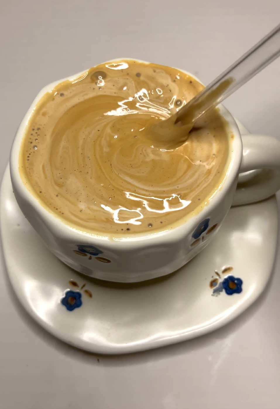 Coffee mood🤎 #keşfetmek #turkish #hashtag #trend #iraq #expressions 
