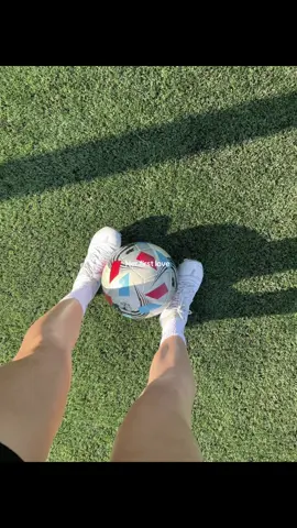 ⚽️❤️ #Soccer #sports #athlete #womeninsport #therapy #comfort #foryoupage #trending 