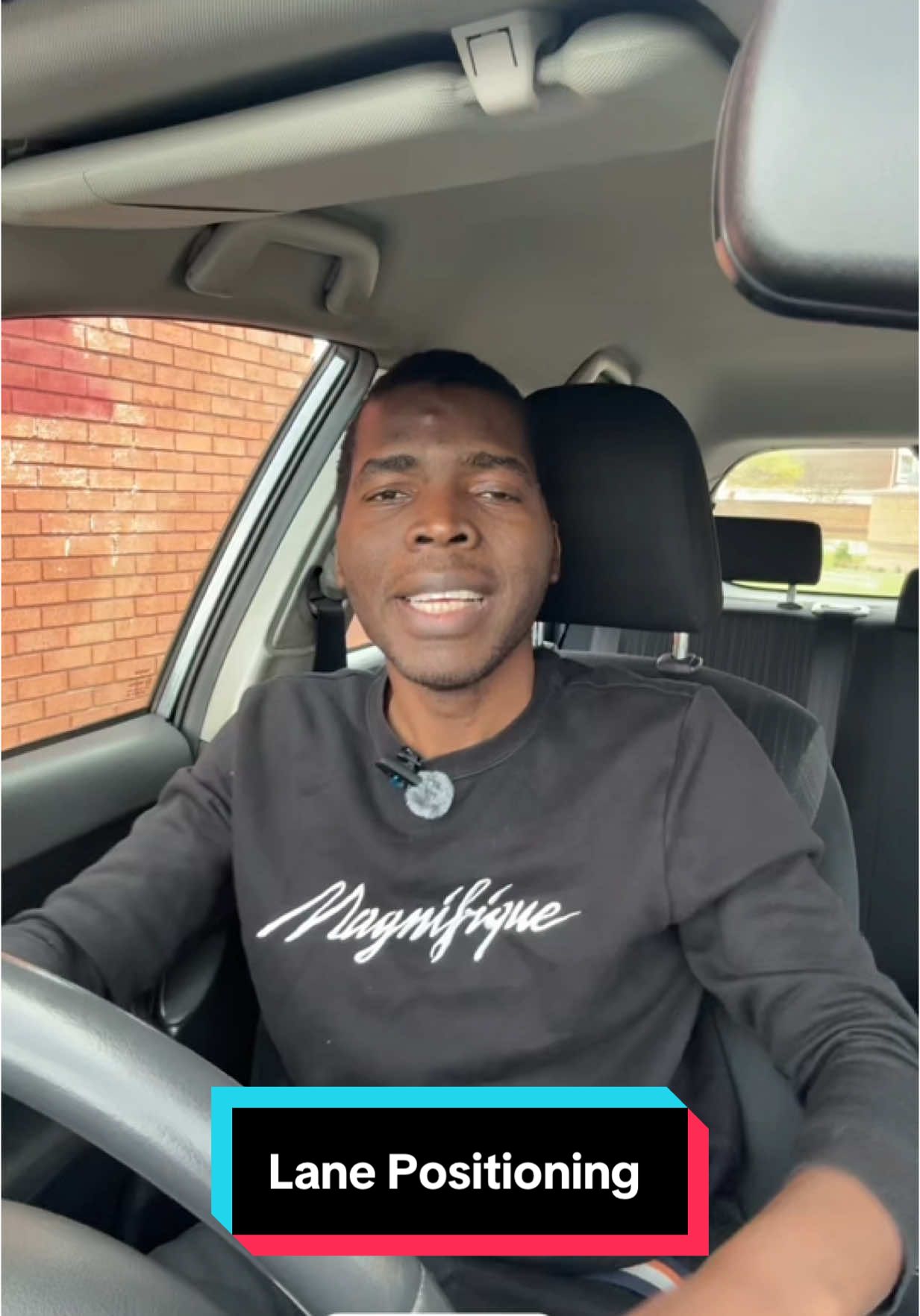 #creatorsearchinsights #ukdriving #tiktokdriver #lanepostioning #LearnOnTikTok #learnerdriver #drivinglessons #msmpl #drivingtips #fyp 