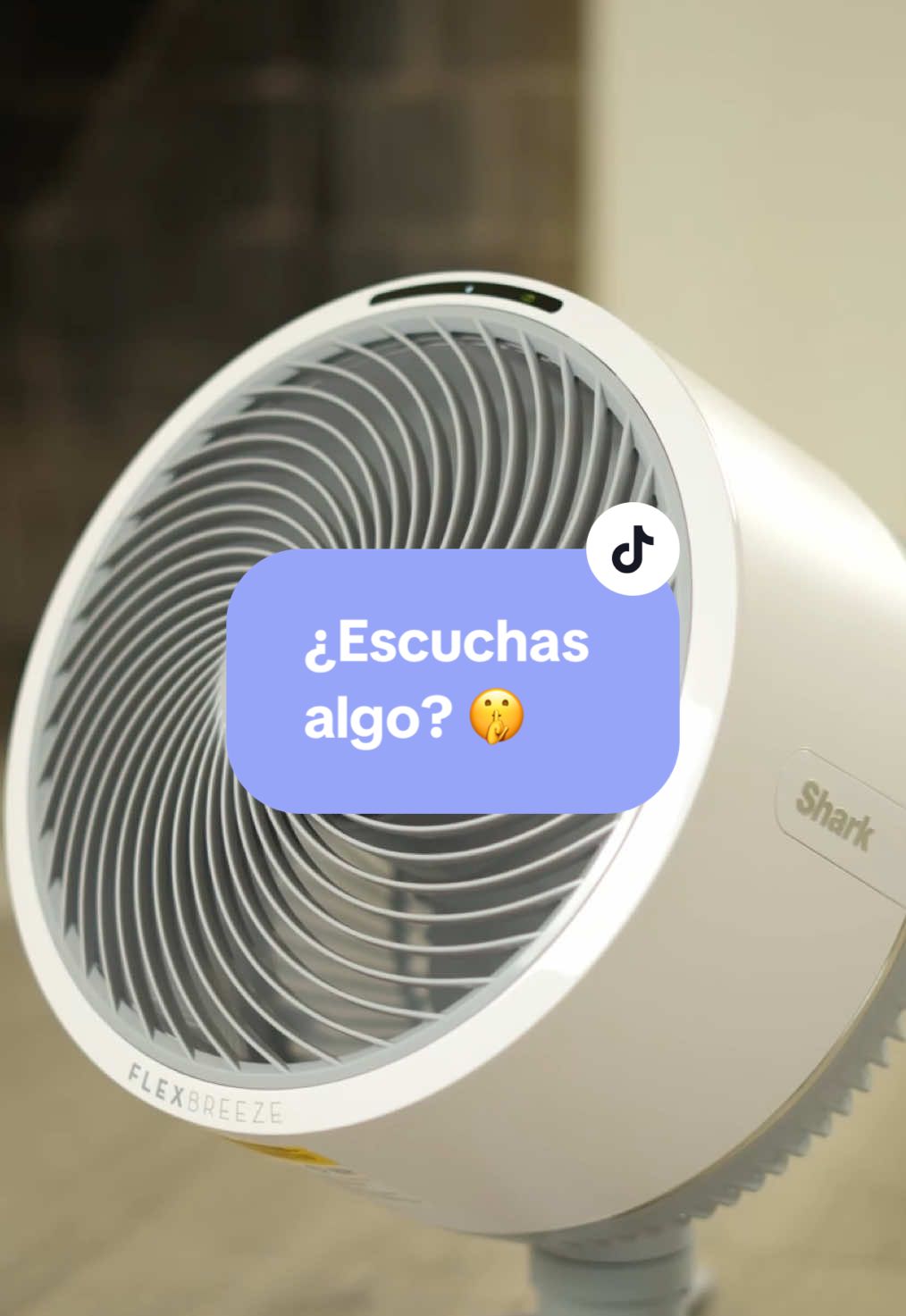 Shhhh... Llegó la hora de la siesta y todos duermen frescos y en silencio 😴 o sea, con el #FlexBreeze y su tecnología silenciosa.✨ Déjanos en los comentarios si lo probaste y qué es lo que más te gusta. 😊💤 #SharkLover #Primavera #Ventilador #fyp #SpringHacks