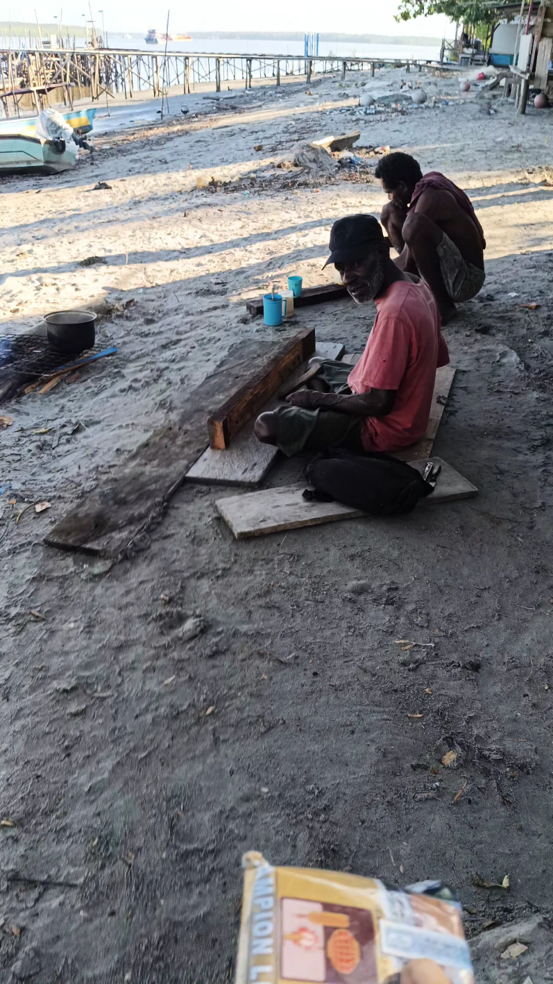 rokok guling gays bbmnya