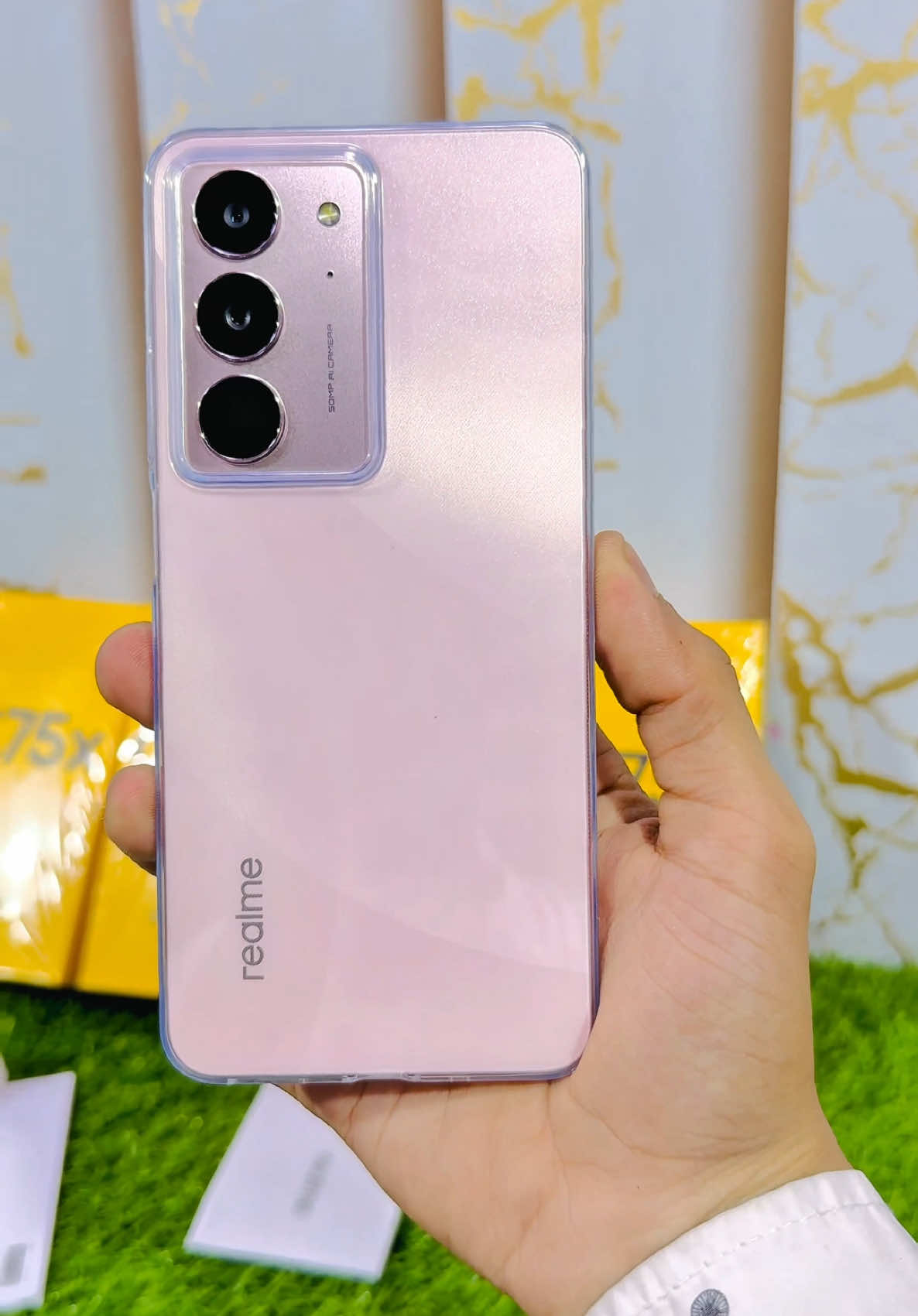 REALME C75x CORAL PINK 🔥🩷(6+12=18GB/128GB)❤️‍🔥 #realme #realmec75x #C75x #rc75x #realmec75xnewmodel #realmec75xcameratest #c75xbestwaterproof #c75xbest #c75xregiond #c75xrealme #realmec75xcoralpink #c75xcoralpink #realmec75xip69 #realmec75x5600mahbattery #5600mahmassiveBattery #heliog81ultra #45wfastcharge #120hzeyecomfortdisplay #realmec75xunboxing #Tech #techtok #fyp #viral #younuscommunication #realmewishlist @realme Pakistan 