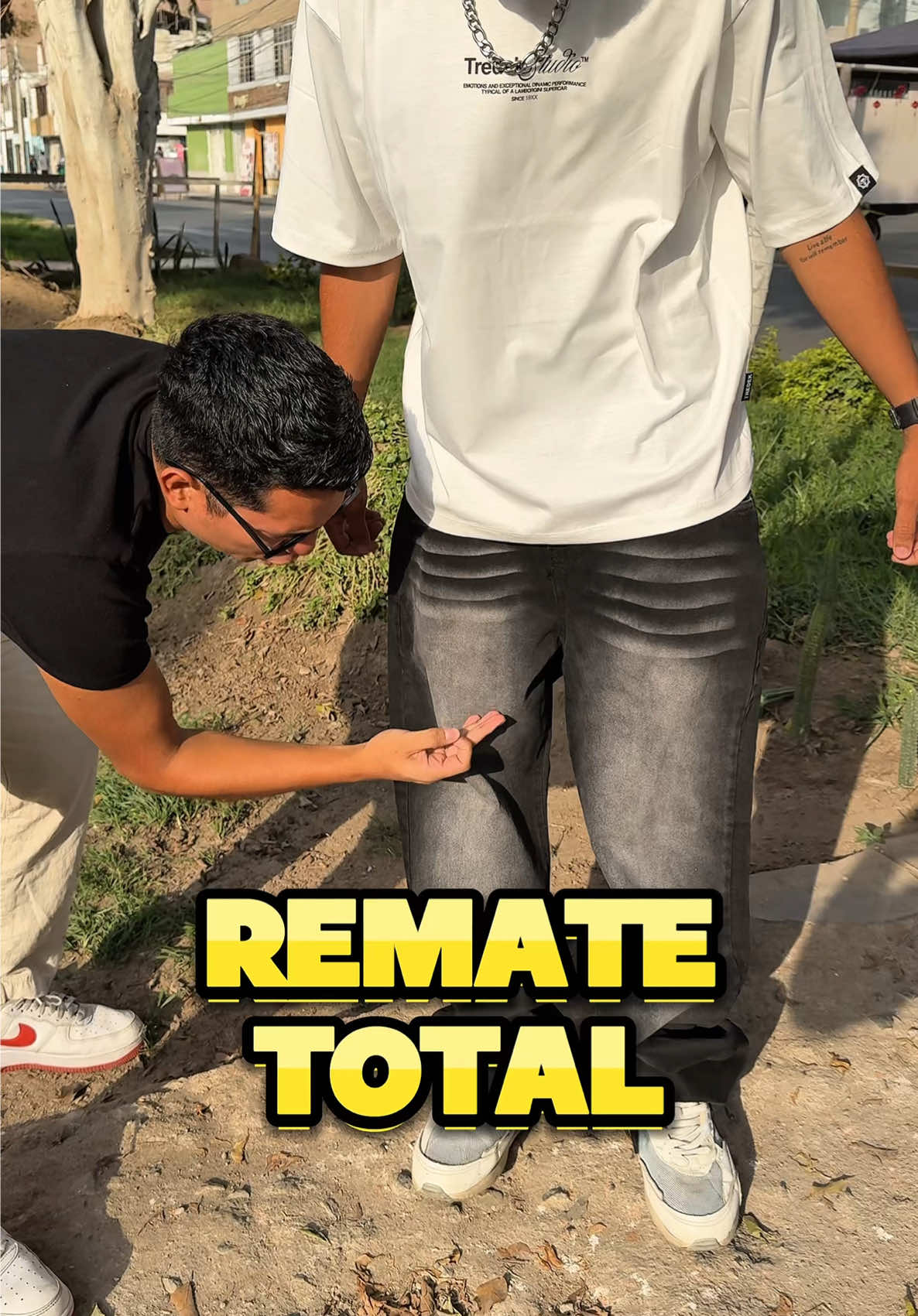 ¡REMATE TOTAL! 🥳 Llévate BAGGY JEANS + POLO BOXY FIT a solo S/100 soles. 🤩 Realizamos envíos contra entrega a todo el Perú. 🛵 📌TIENDA: AV. SAN MARTÍN 144 - CARABAYLLO  #perú #laresperu #carabayllo #gamarra #ropa #baggyjeans #fyp #remate #viral_video #poloboxyfit #tendencia #contraentrega #zapatillas 