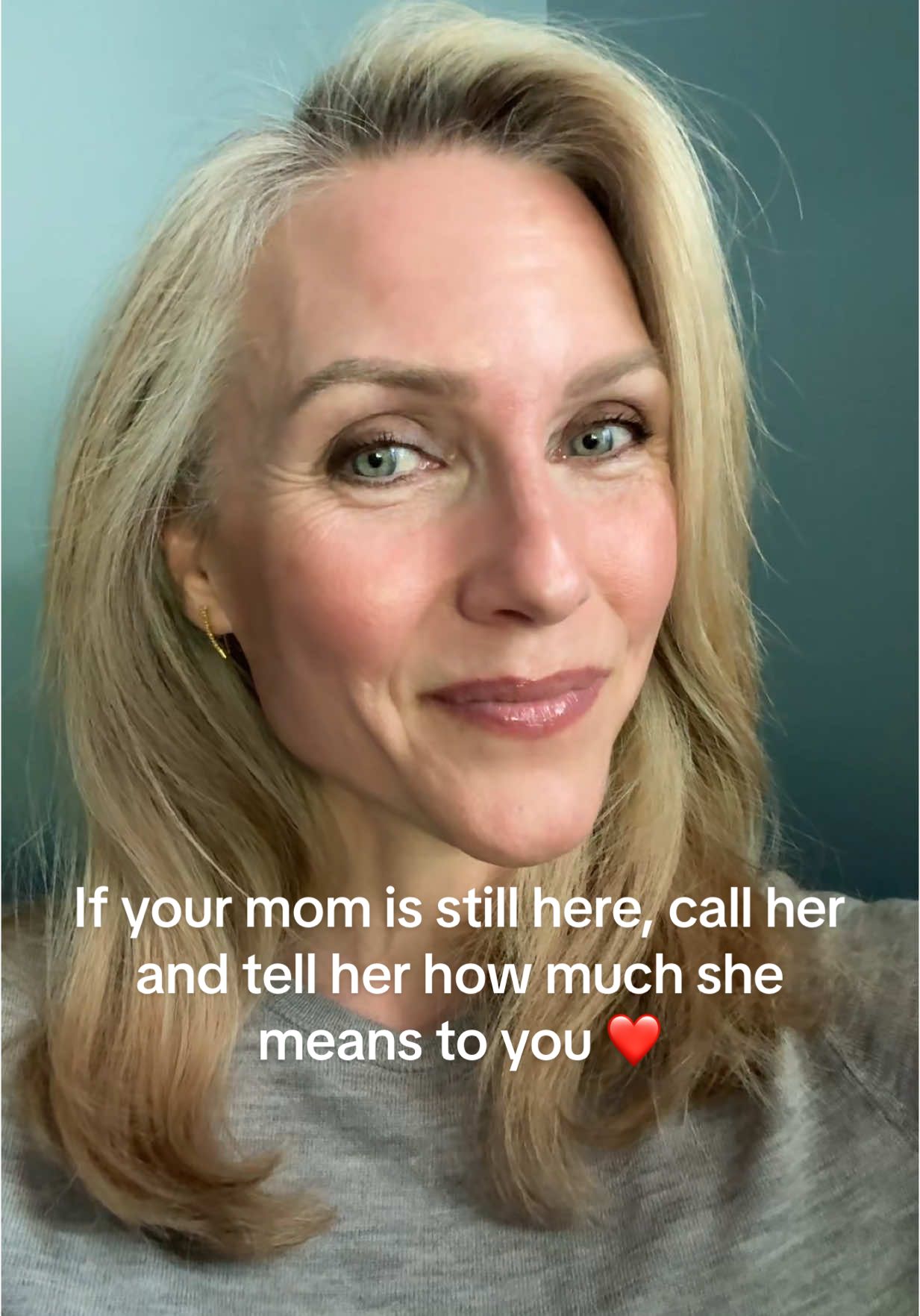 Moms are everything, don’t take yours for granted. Call her and tell her how special she is to you while you can.  #GenXTikTok #WorldTok #childhoodmemories #innerpeace #momsofteens 