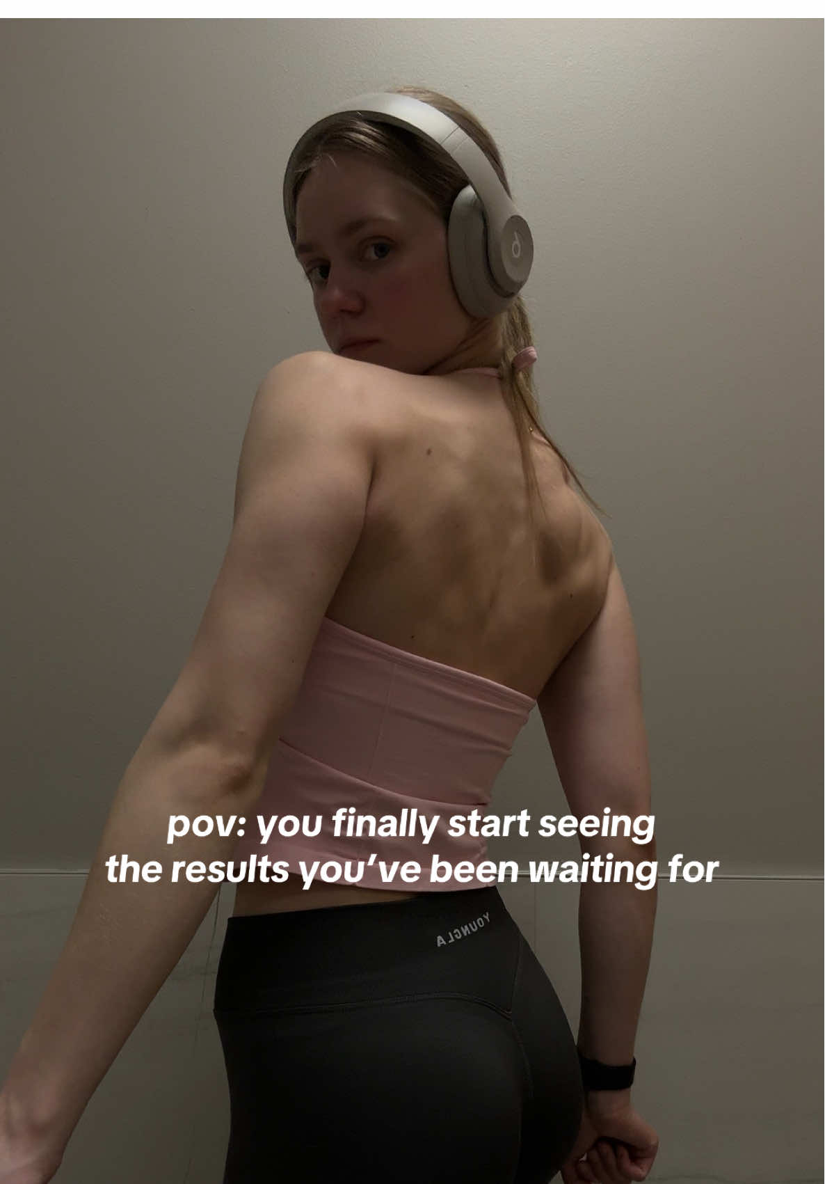 when they say it’s 80% about how you eat, they weren’t lying 🫢 #gymprogress #fitnessjourney #gymmotivation #keepgoing #strength #healthy #GymTok 