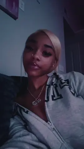 #fyp #prettygirl #lipsinging #pretty #baddie #fyppppppppppppppppppppppp #foryoupage #blackgirl #facecard #facecardneverdeclines #prettyblackgirl #BlackTikTok #blackgirl #blackgirlpretty 