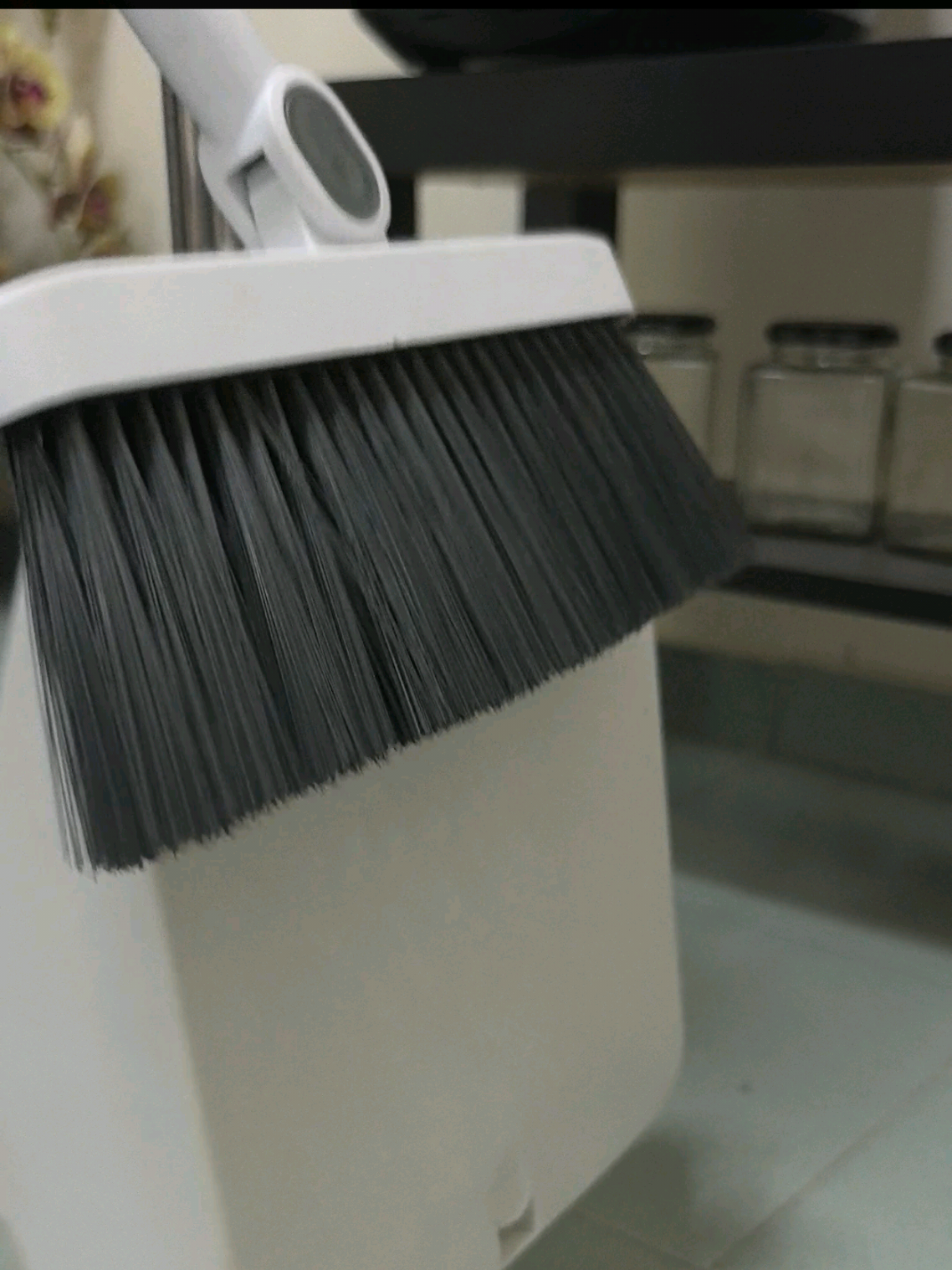 Penyapu dan penyodok paling funtion ✨ Sampah dah x melekat dekat penyapu, lagi2 rambut 👍 #penyapupenyodok2in1 #penyapuviral #penyapu #penyapumurah 