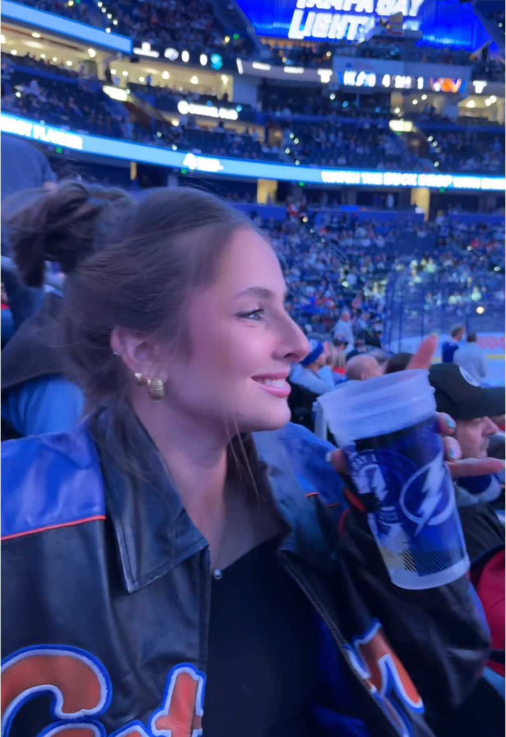 couldn’t hear a THING #hockey #hockeyboys #hockeyboyshitdifferent #hockeygame #hockeygirls #fyp #girlsnight #girlsbelike #tampa #tampabay #tampaflorida #tampabaylightning 