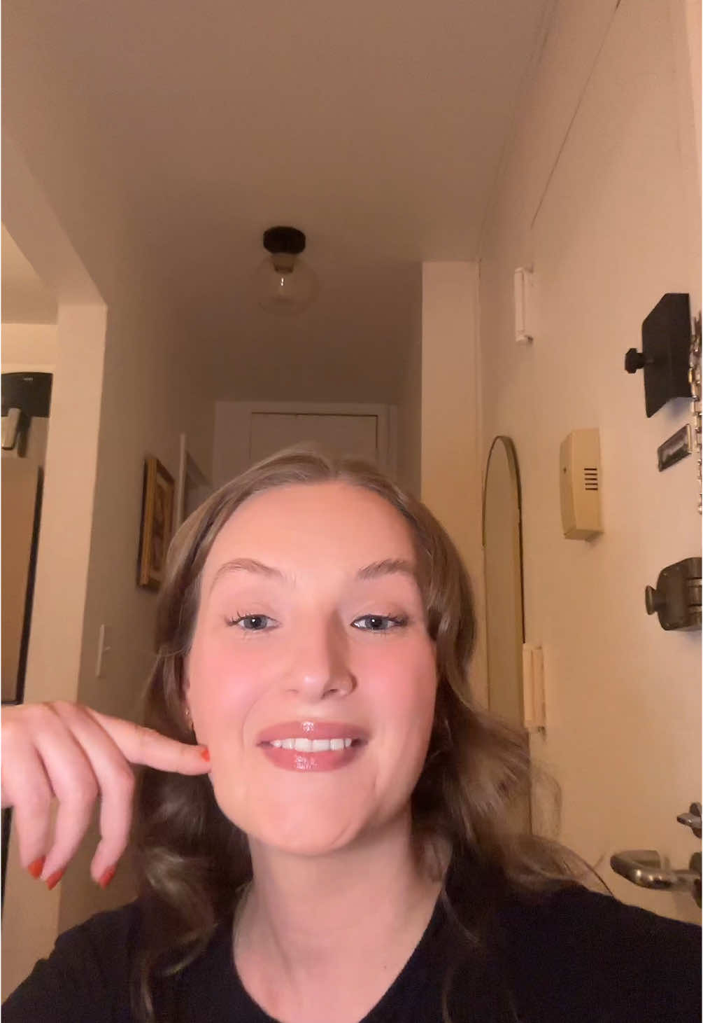 GRWM while I tell you how I became the most scure version of myself 🤍 ————————————— #grwm #realtalk #confidence #confidence #makeup #makeuptutorial #girls  @Kosas @Patrick Ta Beauty @Summer Fridays @Sephora Collection @Anastasia Beverly Hills @Huda Beauty @NARS Cosmetics @elfcosmetics 