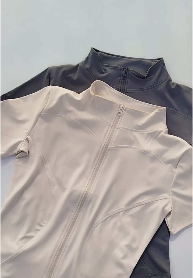 Short Sleeve Jacket Elastic stretch 🥰 , check out na sa mga mahilig magwork out💗💗 #yogaoutfit #jacketelasticstretch #workoutoutfit #fyp #fypage #clicktheyellowbag🛒🏷️ 