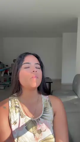 Big bubblegum bubble. Before yall ask idk who this is I found her on telegram in a group chat. I made a new YouTube channel too due to being terminated again.#bigbubble 