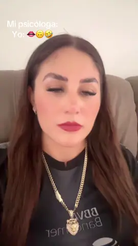 #tegustaquetecojandelcuello #psicologa #humor #atrapada #mejornovoyaterapia 