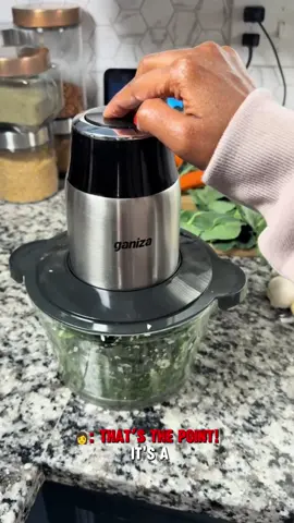Powerful food processor #kitchen #meatgrinder #grinder #chopper #gift #cooking #giftideas #mothersday #KitchenHacks #TikTokShop #foryou #fypシ 