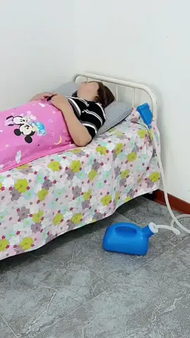 Bô tiểu tiện tại phòng cho nam và nữ #taibien #botieutien #dungcutieutienchonguoigia #tieuduongvadaiduong 