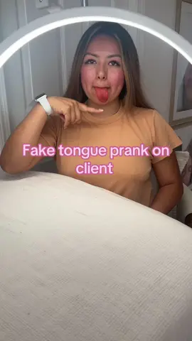Why she stretch my tongue like that 😂😂😂 #lashextensions #lashes #lashtech #lashtechlife #lashfunnies #lashartist #prank 