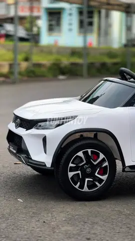 Mainan baru mobil aki PMB M7588 Legender#mainan #mainananak #mobilakianak #mobilakifortuner #motorakipmb 