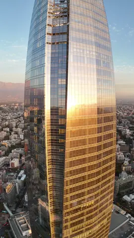 Costanera Center y sus alrededores. 🇨🇱🏙️🌃🌇#djimini4pro #chile #dronevideo #dronestagram #chiletiktok 